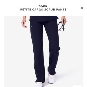 Small petite Figs Kade cargo scrub pants